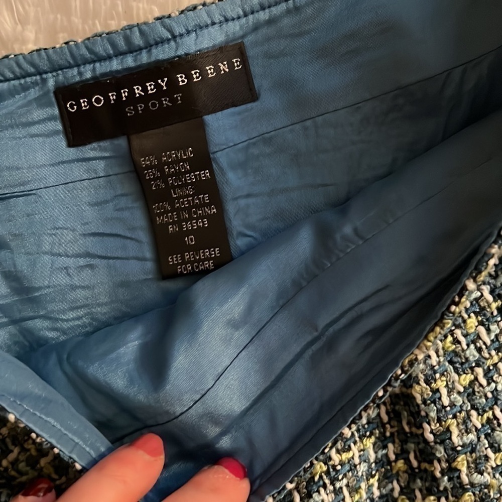 GEOFFREY BEENE Blue/Green Tweed Skirt, Flare at Hem, Length 20”, Size 10, GUC. - Picture 3 of 5